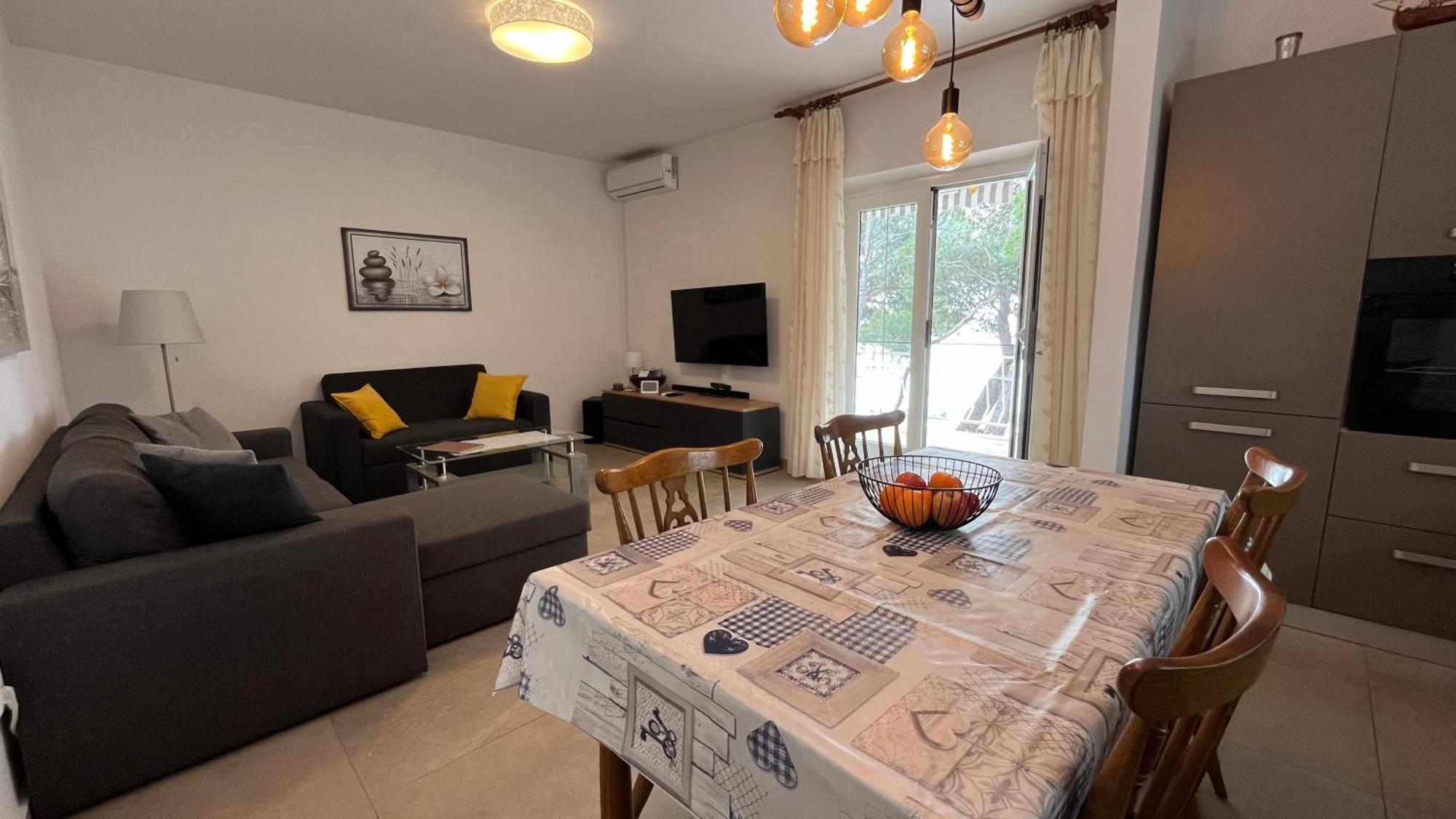 Sidus Maris, Spacious Seaside Apartment With Free Parking Martinšćica Eksteriør bilde